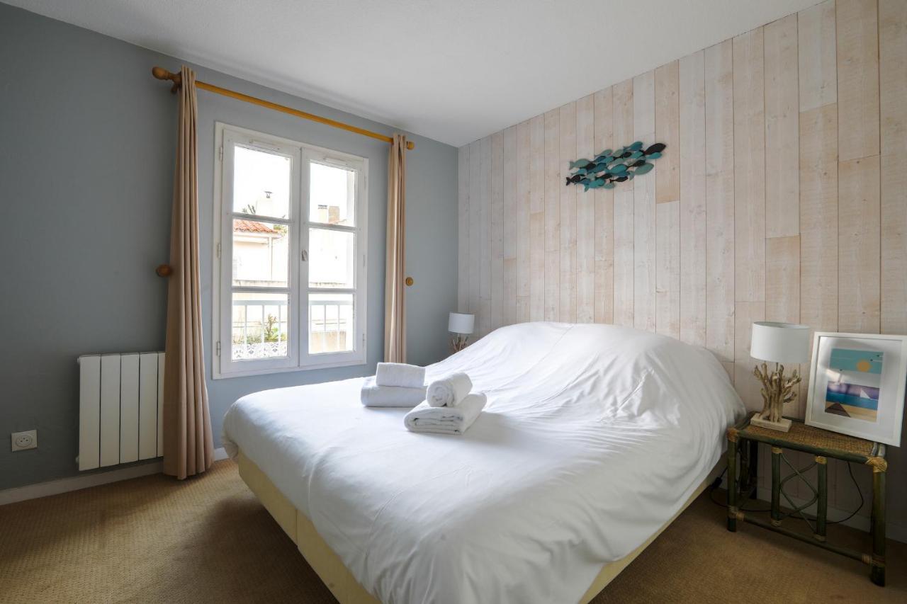 Au Coeur Du Port, Vue Unique, Appartement Pour 6 Saint-Martin-de-Ré Eksteriør billede