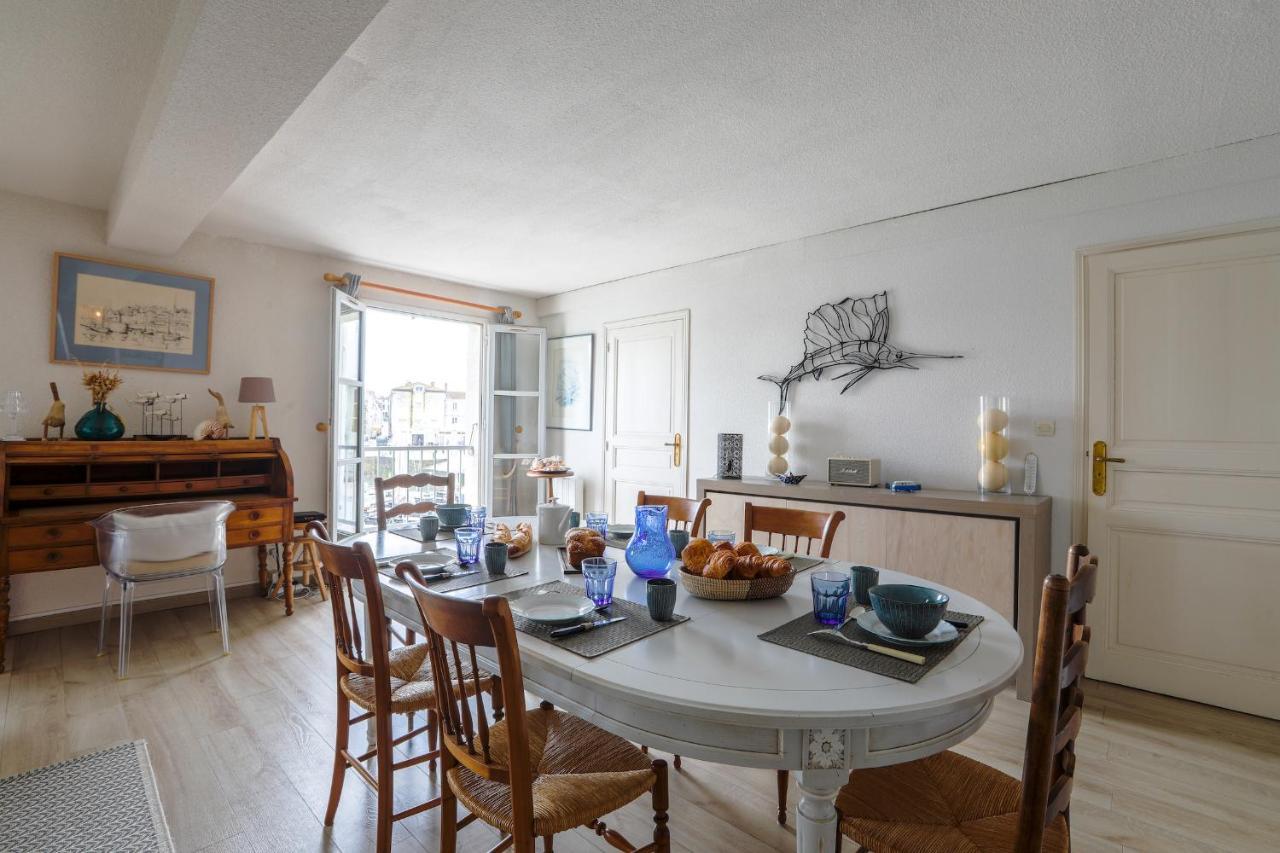 Au Coeur Du Port, Vue Unique, Appartement Pour 6 Saint-Martin-de-Ré Eksteriør billede