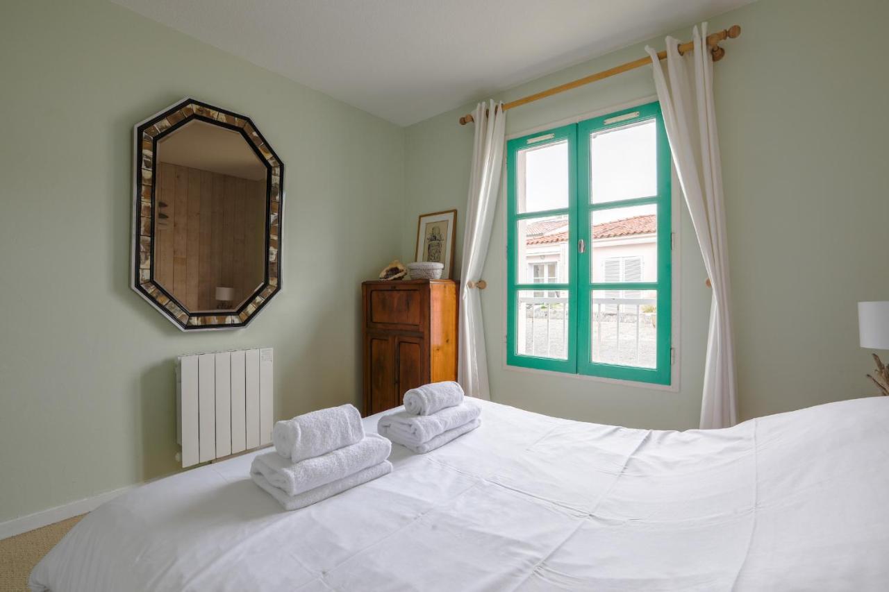 Au Coeur Du Port, Vue Unique, Appartement Pour 6 Saint-Martin-de-Ré Eksteriør billede